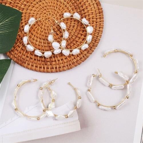 Fashion Female Geometric Round Square White Pearl Hoop Earrings For Women Trendy Gold C Shape Big Circle Earring Party Jewelry