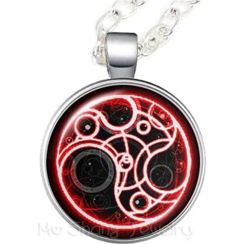 Teen Wolf Pattern Logo Glass Dome Necklace Talisman And Treatment Of Injury FIT Religion Belief Souvenir Sweater chain