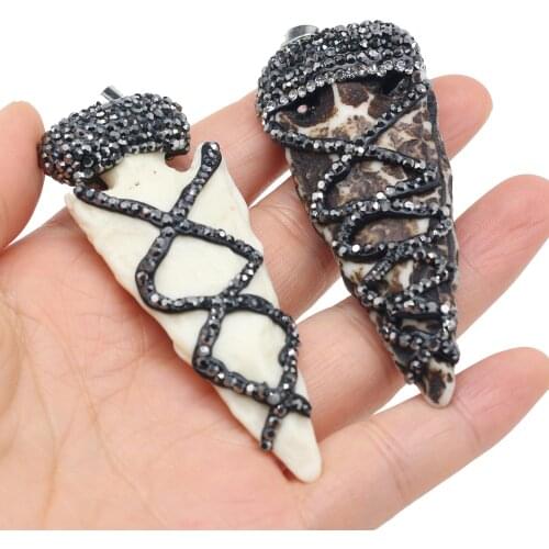 Charm Acrylic Pendants Arrow shape High Quality for Women Man Tribal Jewelry Gift Making DIY Necklace Accessories