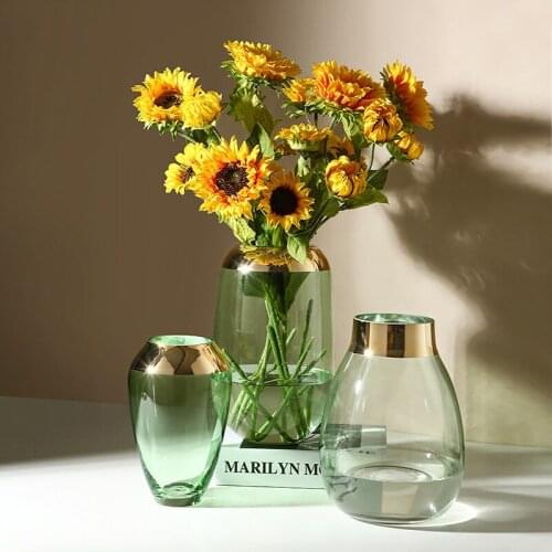 Home Decor Hand Blown Cylinder Green Clear vase Glass Vase With Phnom Penh