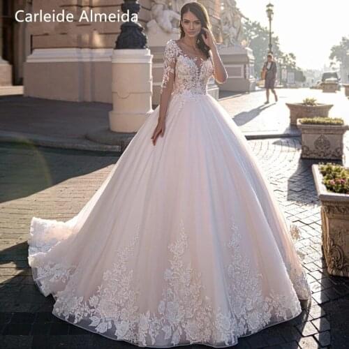 Elegant Scoop Neck Long Sleeves Ball Gown Wedding Dress 2021 Luxury Beading Appliques Court Train Princess Bridal Gown