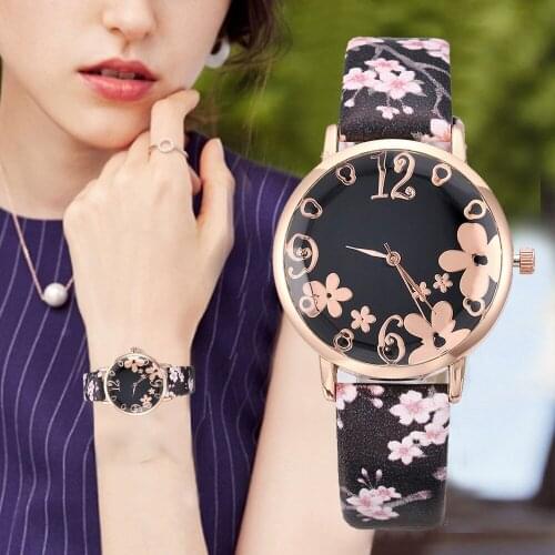 Women watches Embossed Flowers Small Fresh Printed Belt Student Quartz Watch Dress Clock relogio feminino rkek kol saati Q