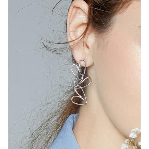 Asymmetric Hollow Heart Drop Earrings Fashion Unique Design Long Irregular Dangle Earrings for Women 2020 New Fashion Jewelry