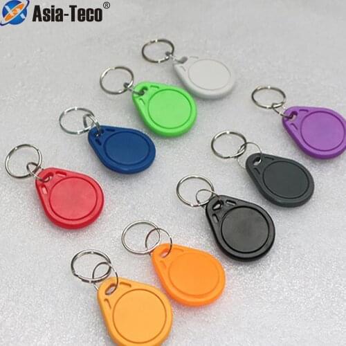 100PCS NTAG215 keyfob tag 13.56MHz proximity NFC tag NTAG215 card Homemade amiibo for All NFC android Phone TagMo Switch