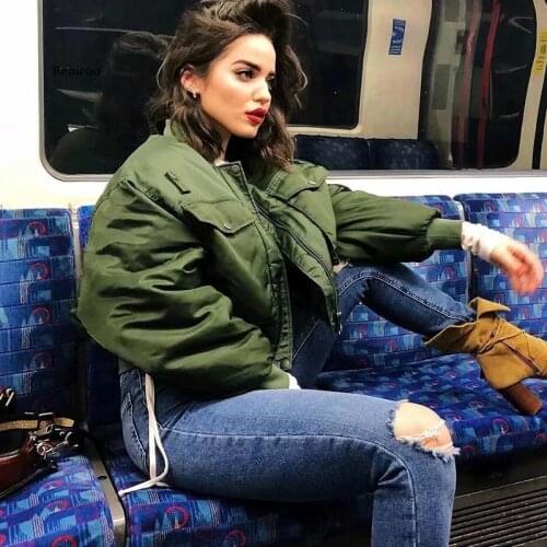 Stylish lady autumn winter green short jackets women fashion long sleeve zipper bomber jacket outwear womens coat