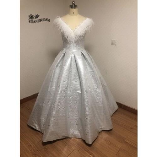 Hot feather dress vestiti eleganti donna cerimonia sera V feathers neck puffy formal gowns long cheap evening dresses 2019 XD101