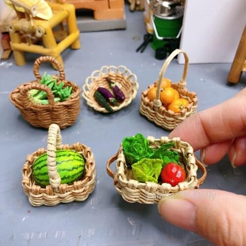 1:12 Dollhouse Handmade Mini Fruit Basket Vegetable Basket Food Play House Dollhouse Scene Kitchen Accessories