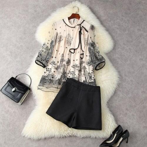 European and American womens autumn 2021 new Embroidered shirt with three-quarter length sleeves Black shorts Fashion suits