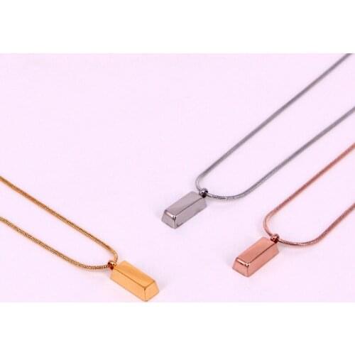 Hot Selling Stainless Steel Good Quality Jewelry Mini Small Gold Bar Pendant Snake Bone Necklace For Woman Gift Party Wholesale