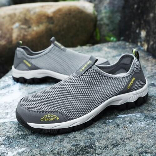 Hiking Shoes Slip on Sports Shoes Male Outdoor Jogging Trekking Sneakers Non-Slip Wear-Resistant Travel Comfortable Climbing