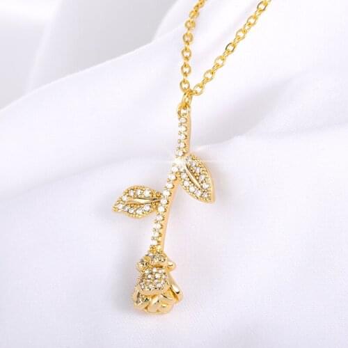 Fashion Necklace for Women Vintage Glisten Zircon Rose Flower Stainless Steel 3 Colors Couple Pendants Jewelry Valentine Gift