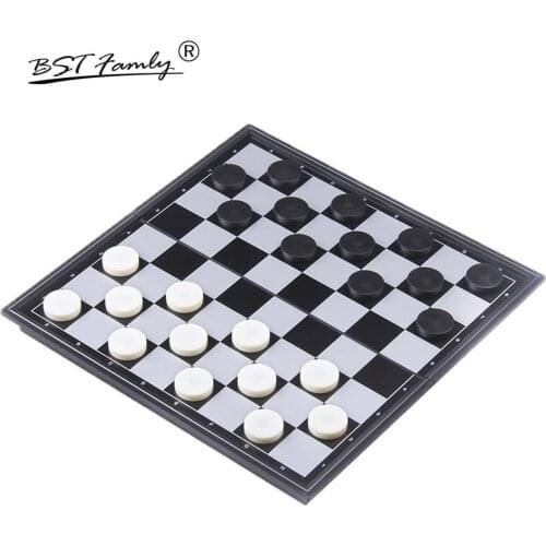 International Checkers Portable Plastic Chess Set 25*25*2cm Folding Checkerboard Magnetic Chess Game 64 Checker BSTFAMLY T2