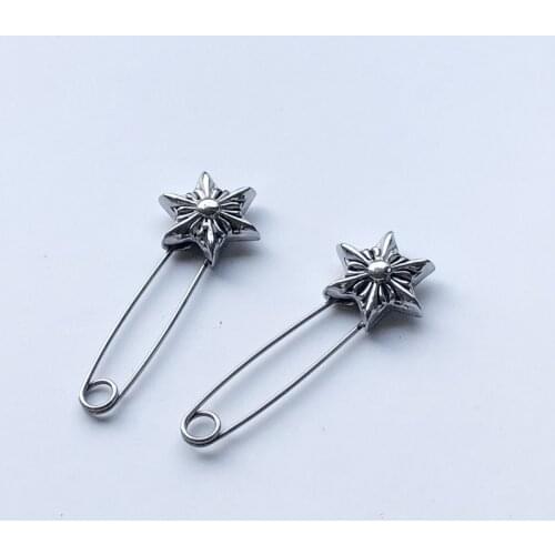 1 Pair of Fashion Five-pointed Star Paper Clip Ear Studs Hip Hop Personality Silver Color Ear Studs Womens Party Jewelry