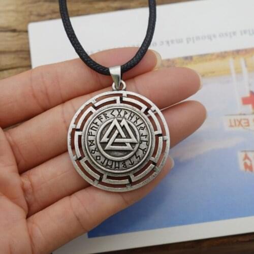 Odins Symbol Viking Jewelry Norse Warrior Valknut Rune Pendant Necklace