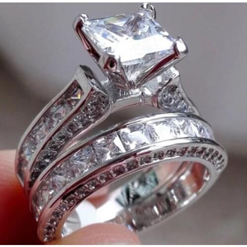 2pcs/set Fashion White Crystal Engagement Ring for Women Luxury Square AAA Zircon Engagement Ring Fashion Anniversary Gift