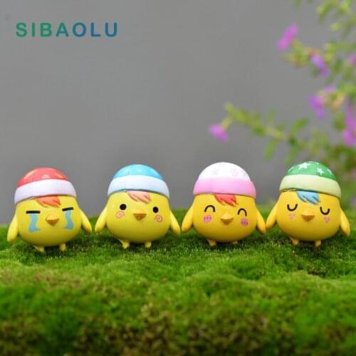 Hat Chick miniature figures Friend Chicken decorative mini fairy garden animals Moss micro landscape ornaments resin baby toy