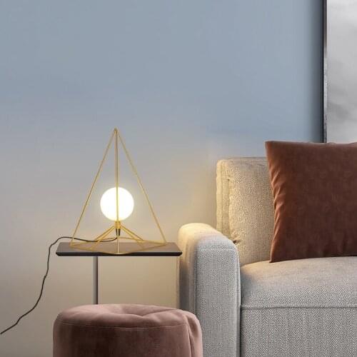 Leiqian Desk Lamp