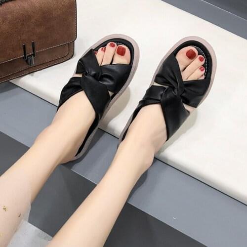 2021 Fashion Women Flat Heels Slippers Open Toe Ladies Slides Summer Yellow Green Sandals Beach Flip Flops Outdoor Shoes