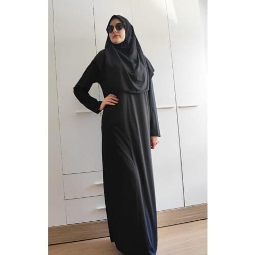 Eşarplı Prayer Gown