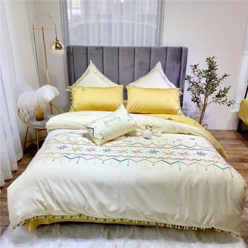 New Luxury 80S Egyptian cotton yellow Bedding sets Queen King Princess Duvet cover Bed sheet set Pillowcases 4/6pc white star