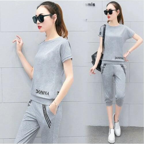2019 summer new sports suit female Korean version of cotton two-piece fashion summer short-sleeved cropped trousers casual wear