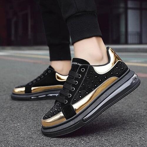 Outdoor Lightweight Tenis Masculino Shoes Men Breathable Non-slip Sports Sneakers Casual Walking Shoes Soft Air Comfort Trainers