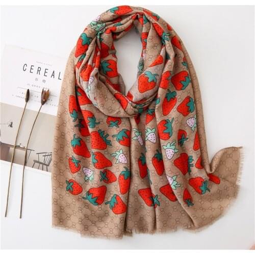 Lovely Red Strawberry Print Rayon Women Scarves Muslim Shawls And Scarves 10pcs/lot