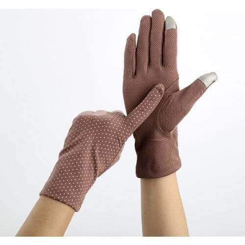 Sexy Female Summer UV Sunscreen Cotton Short Sun Gloves Women Fashion Flowers Knitted Lace Driving Touch Screen Thin Gloves C50