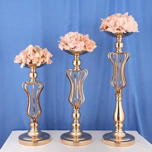 Europe Creative Flowers Vases Candle Holders Road Lead Table Centerpiece iron Stand Pillar Candlestick For Wedding Candelabra