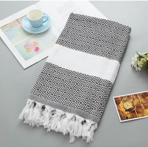 Rhombus Seaside Bathing Swimming Towel with Tassel Soft Women Scarf Sunscreen Cape Mantas