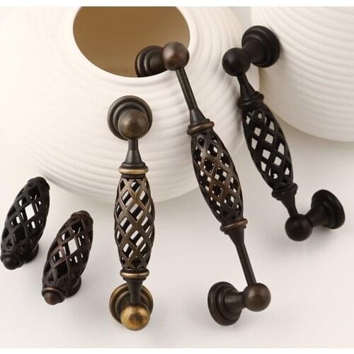 Hots 10PCS European Antique Kitchen Door Furniture Handles Vintage Cupboard Drawer Wardrobe Cabinet Pulls Handles & Knobs
