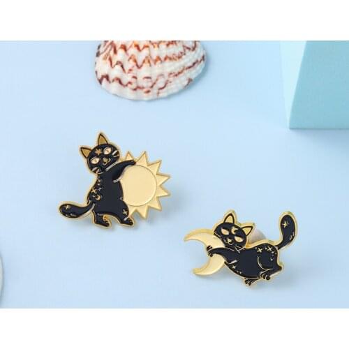 XioMara Black Brooches For Clothes