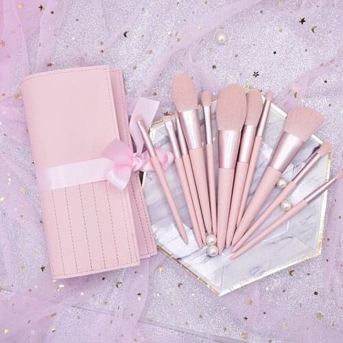 Explosive 2021 New Concubine Smile Series Brush Set 11 Fairy Powder Makeup Brush Set Makeup Tools Makeup Brushes for Make Up