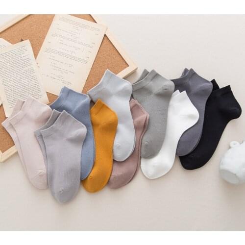 Mens Cotton Low Cut Shallow Mouth Socks Solid Color Short Tube Socks Sports Breathable Sweat-Absorbent Deodorant Cotton Socks
