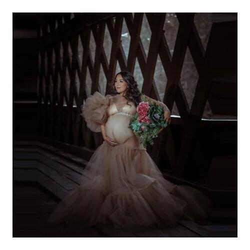 2021 New In Puffy Tulle Maternity Dresses For Photo Shoot Long Sleeves With Handmade Flower Ruffles Long Train Pregnancy Gow
