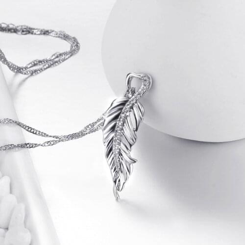 Elegant Feather Pendant Necklaces Accessories Fine Jewelry For Women Birthday Party Gift