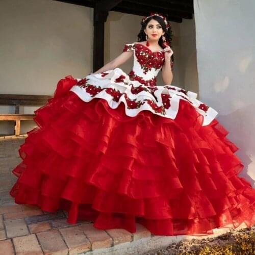 Elegant White and Red Quinceanera Dresses Applique Beaded Ball Gown Sweet 16 Dress Tiered Skirt vestidos de xv años Plus Size