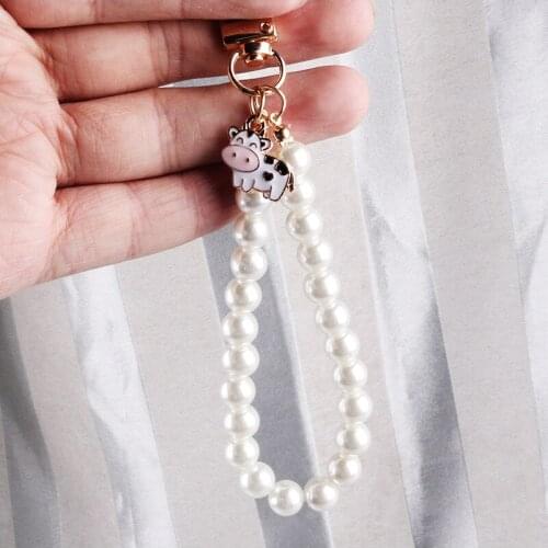 Creative Alloy Cow Pearl Keychain Cute Cartoon Cow Metal Car Bag KeyRing Pendant Couple Bag Pendant Decoration Accessories gifts