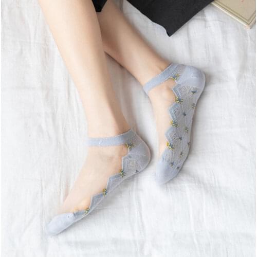 1 Pair Breathable Ultra Ankle Socks Summer Women Transparent Lace Silk Crystal Flower Girls Elastic Short Socks Female Sox