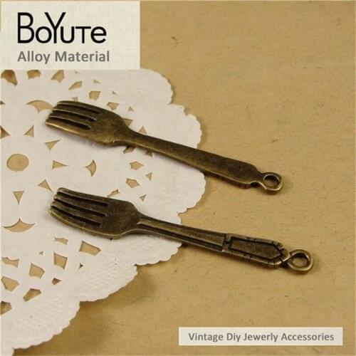 BoYuTe (60 Pieces /lot) 51*9MM Antique Bronze Plated Zinc Alloy Materials Tableware Fork Charms Jewelry Pendants