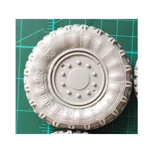 1 / 35 Modification of assembly model Sagged Wheels for German Fennek LGS