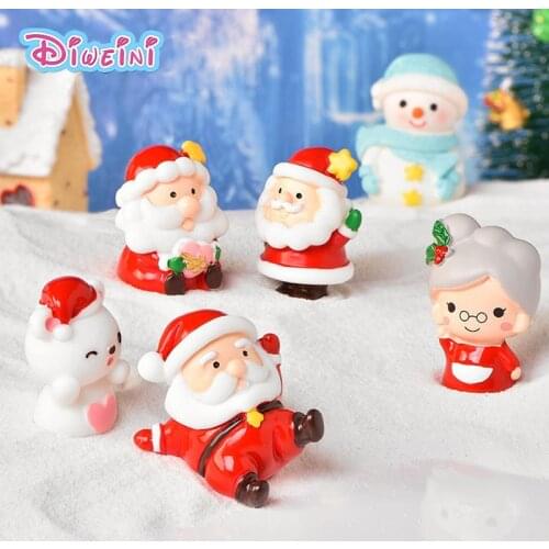 Resin Christams Santa Snowman Bear Action Figure Cartoon Animal Model Figurine Birthday Cake Decoration Toy Doll House Gift Kids