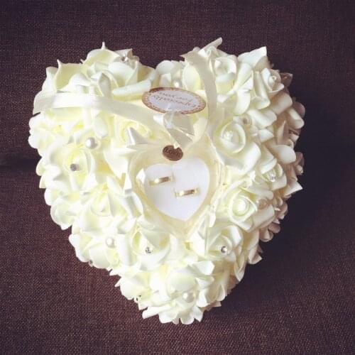 1Pcs Heart-shape Rose Flowers Valentines Day Gift Ring Box Romantic Wedding Jewelry Case Ring Bearer Pillow Cushion Holder
