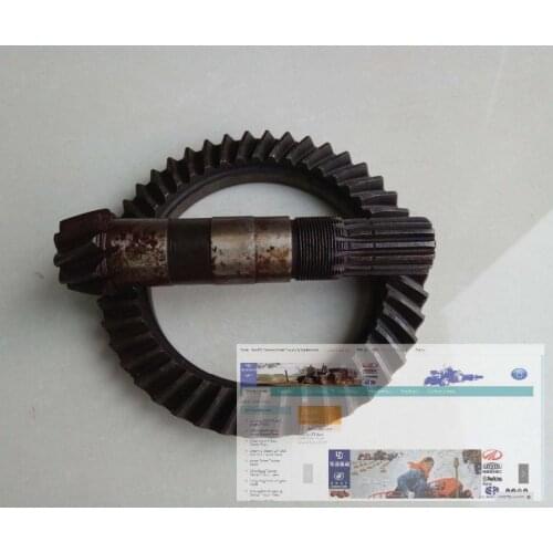Shandong Taishan model TS254, the set of spiral bevel gear with shaft for front axle, Part number: 25.37.101-1