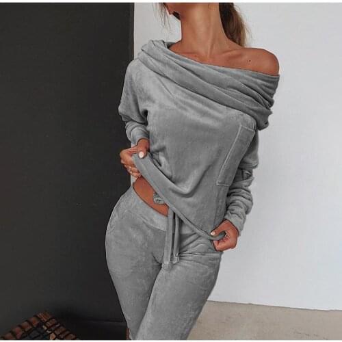 Womens Pajamas Off The Shoulder Velvet Jogging Sports Home Clothes Sleepwear Set New Comfortable Nightgown 2021 Female Hot Sale