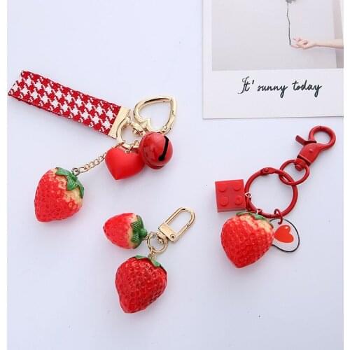 Strawberry Red Heart Keychain Keyring For Women Girl Jewelry Simulated Fruit Cute Car Key Holder Keyring Best Friend Gifts