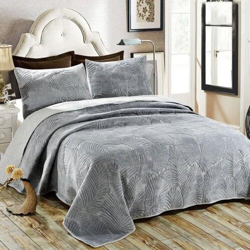 CHAUSUB Winter Cotton Quilt Set 3pc Plush Bedspread Palm Leaves Embroidery Quilts Bed cover sheets Pillowcase King Size Coverlet