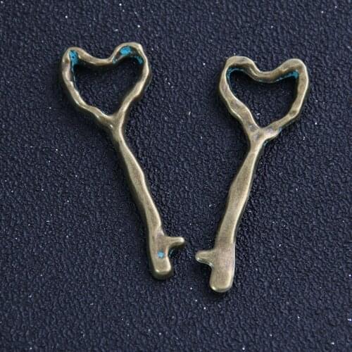 4pcs 18*50mm Metal Green Bronze Charms Classic DIY Fashion Handmade Decoration Key Shape Charms for Jewelry Making