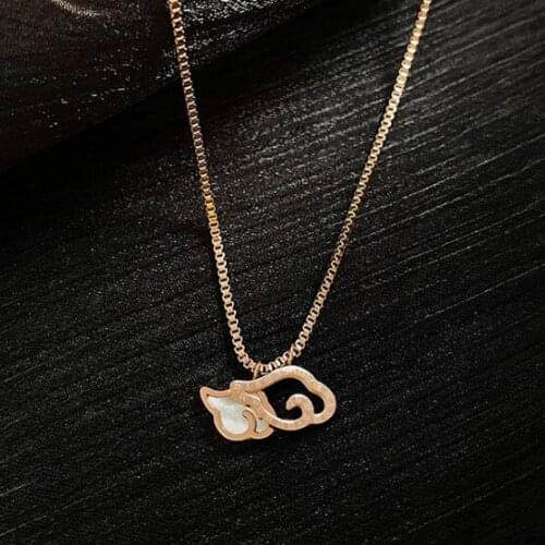 Acrylic Cloud Choker Necklace Geometric Rhinestone Chain Gold Color Simple Clavicle Necklace Butterfly Korean Jewelry