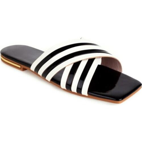 2021 Sweet Fashion Woman Slippers Flat Lovely Summer Ladies Casual Slip on Flowers Beach Flip Flops Slides Sandals Shoes M-47